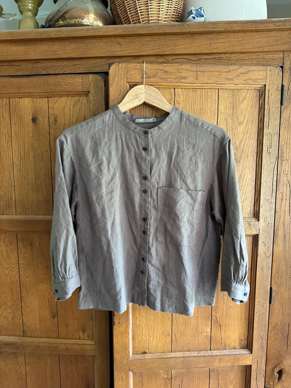 Everlane Button-Down Linen Shirt